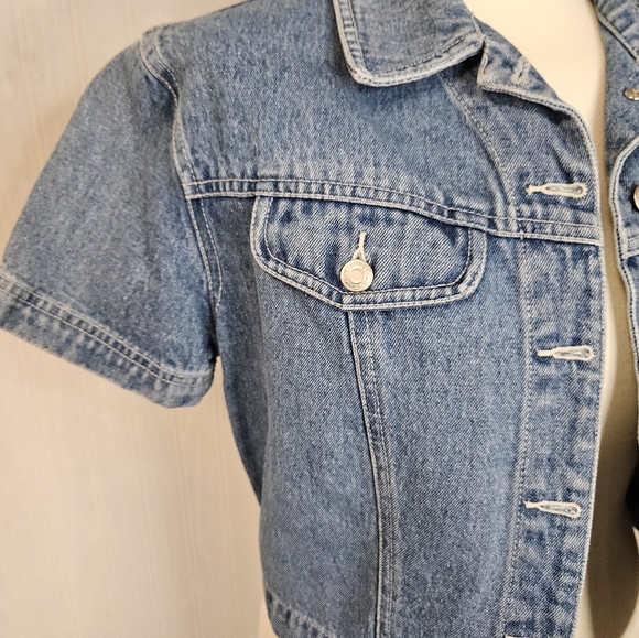Vintage Gap Jean Jacket - Picture 4 of 9